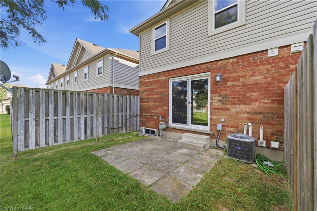 46-124 Gosling Gardens Property Photo 25