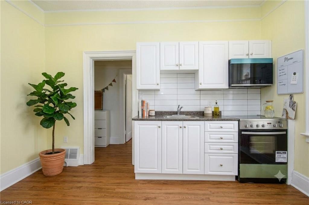 10 Shanley Street Property Photo 16