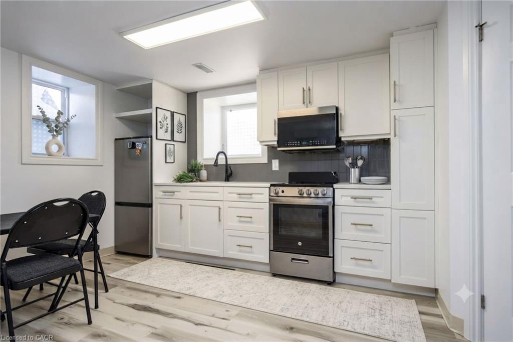 10 Shanley Street Property Photo 33