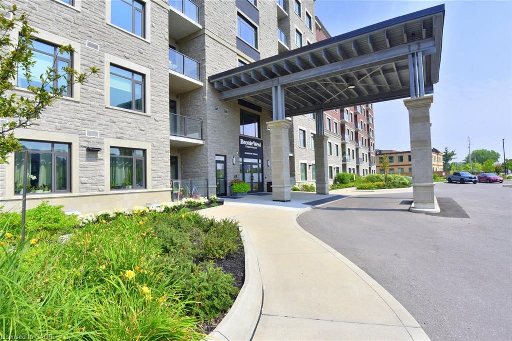 114-830 Megson Terrace Property Photo 1