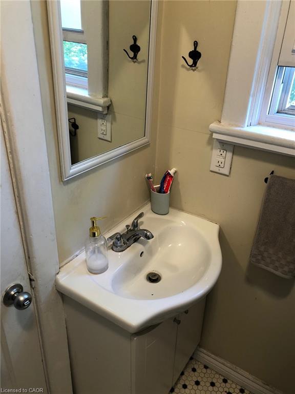 2-70 Belview Avenue Property Photo 10
