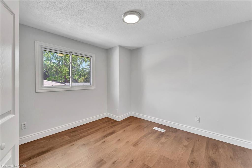 7 Hillside Drive Property Photo 8