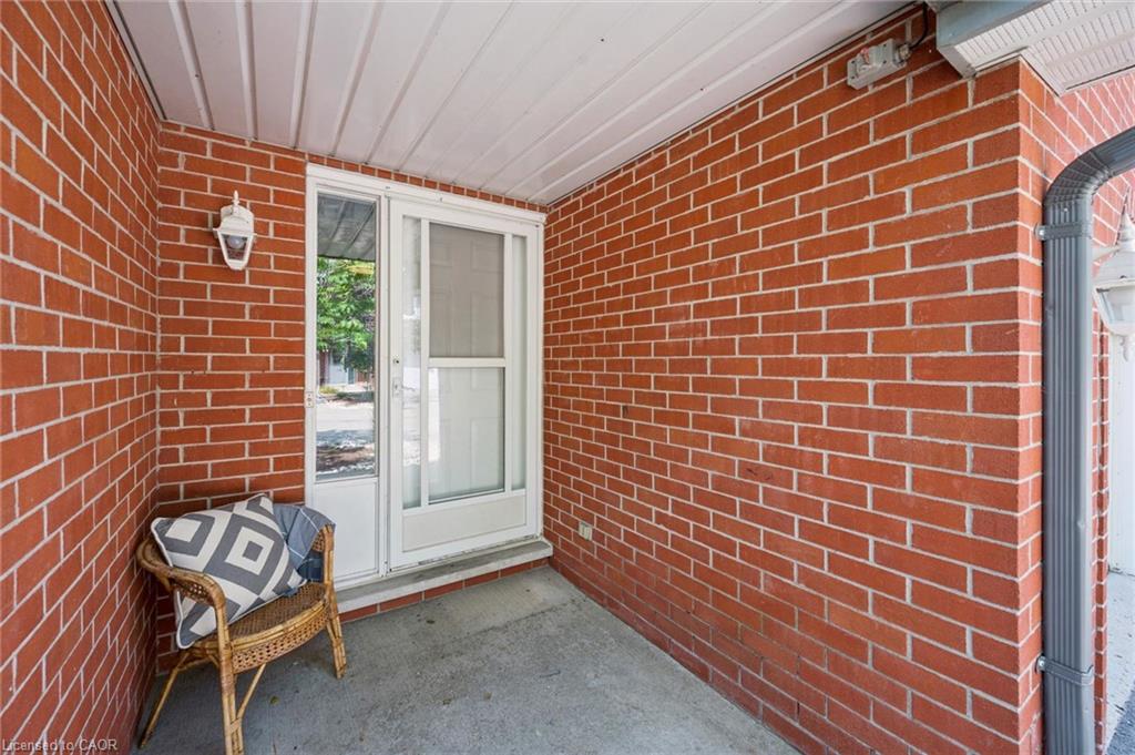 10-89 Woolwich Street Property Photo 5