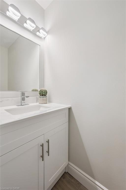 10-89 Woolwich Street Property Photo 8