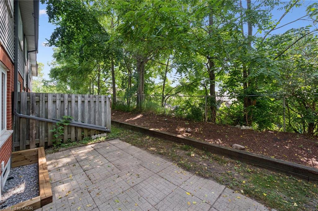 10-89 Woolwich Street Property Photo 35