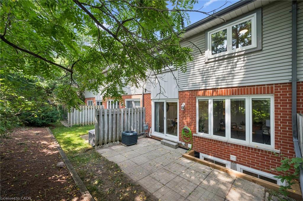 10-89 Woolwich Street Property Photo 37
