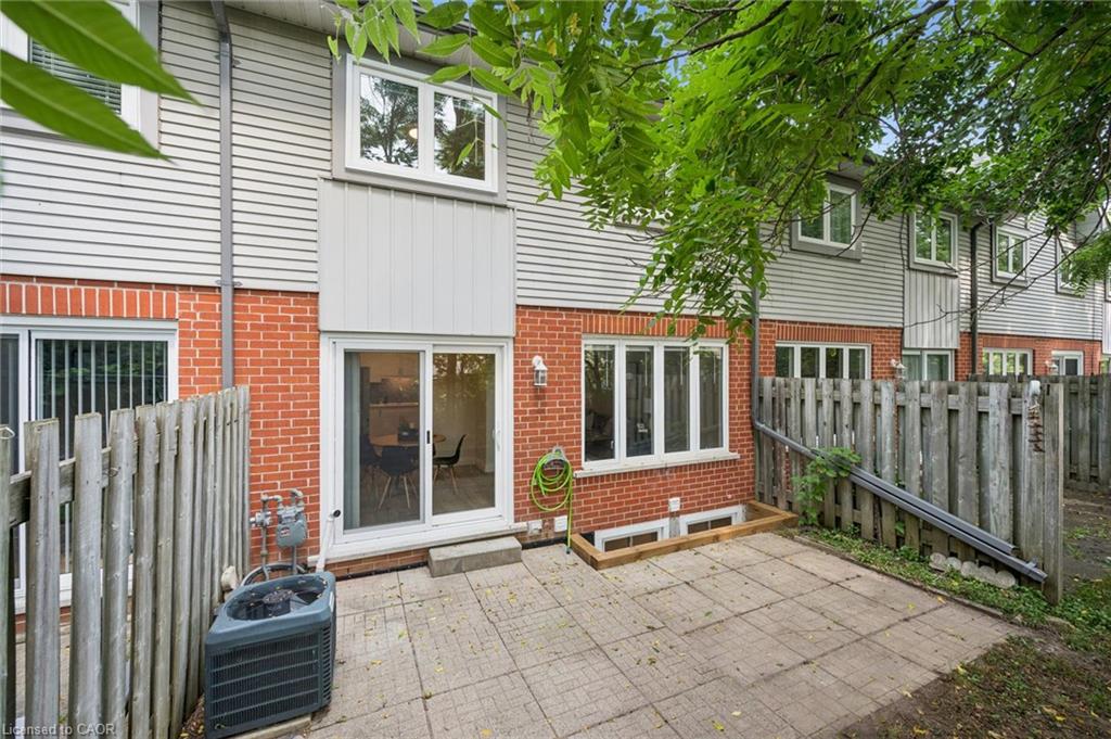 10-89 Woolwich Street Property Photo 38