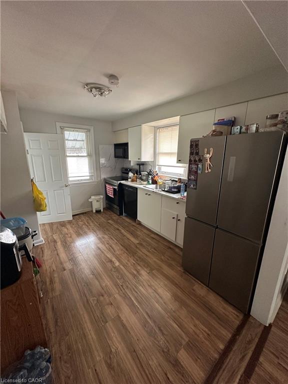 240 West 2nd Street Property Photo 13