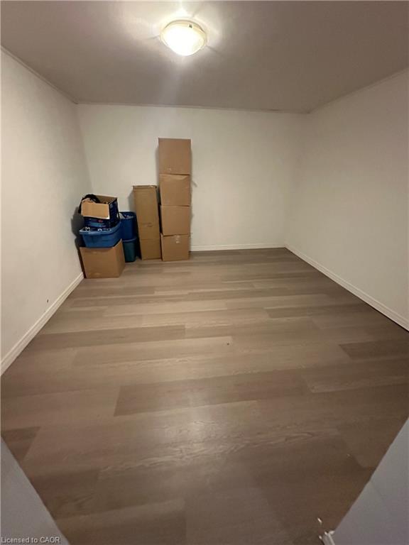 240 West 2nd Street Property Photo 29