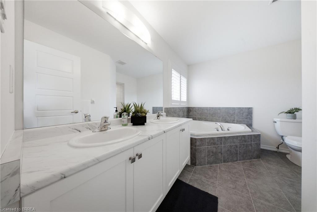 109 Longboat Run Property Photo 32