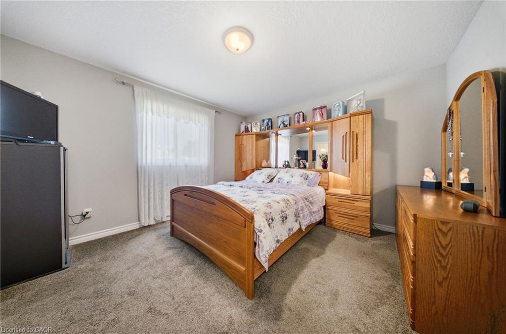 360 Dover Avenue Property Photo 18