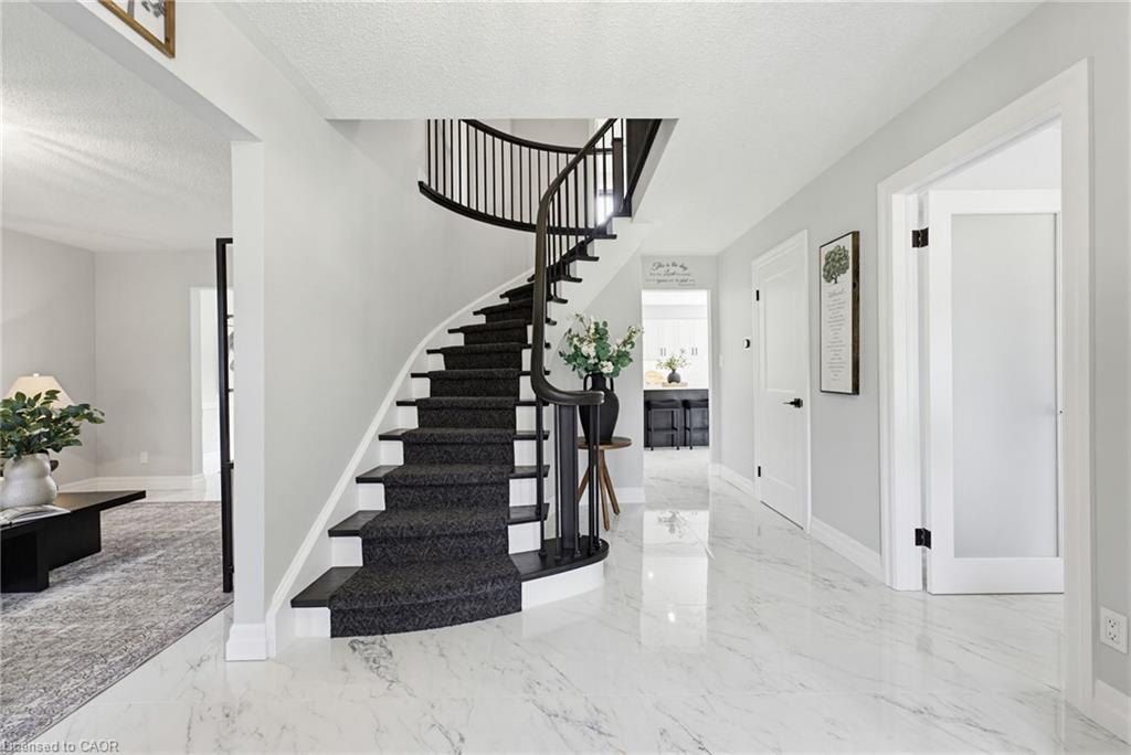 15 Danube Drive Property Photo 5