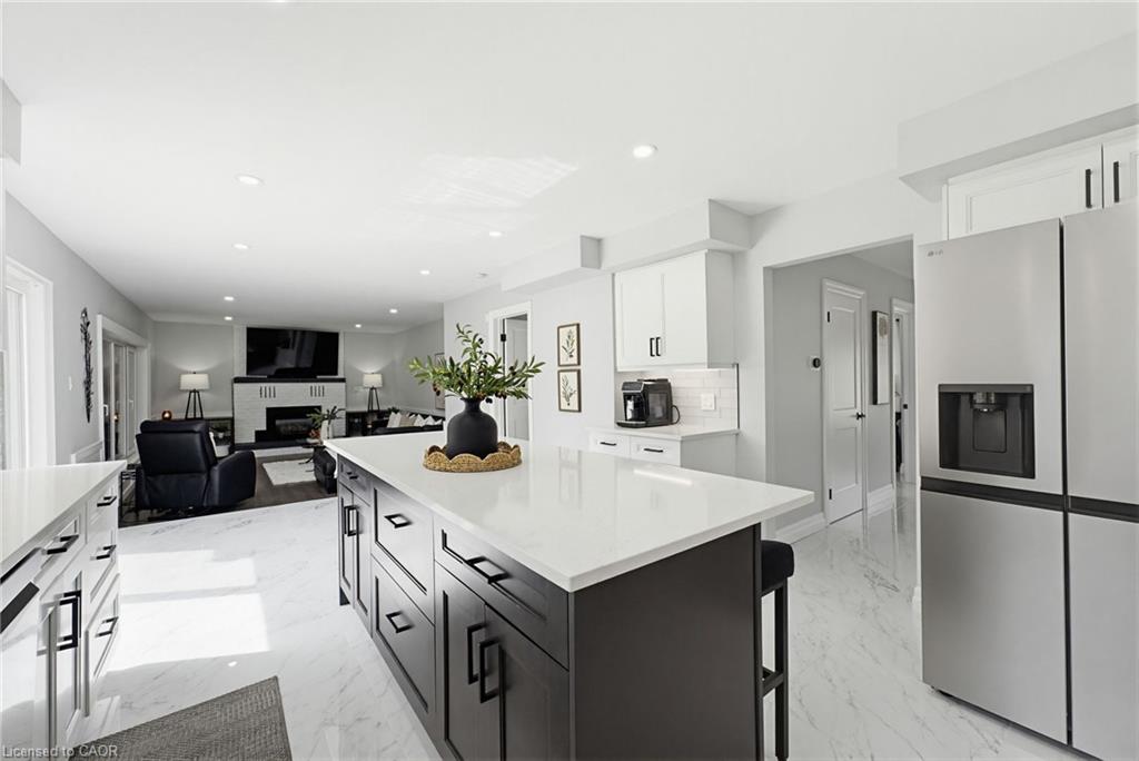 15 Danube Drive Property Photo 13
