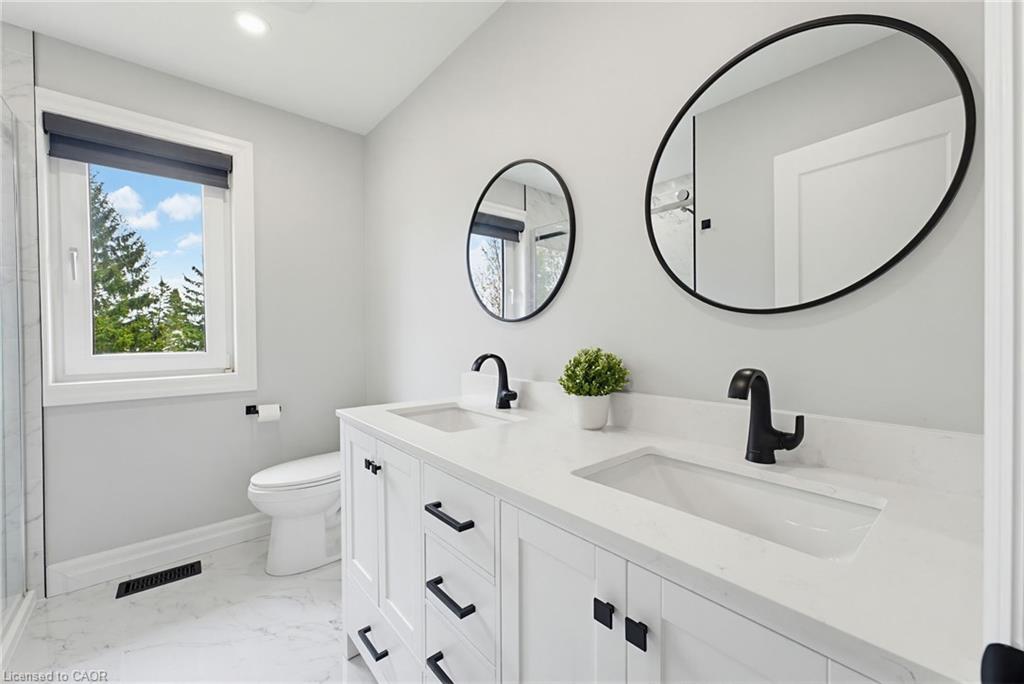 15 Danube Drive Property Photo 28
