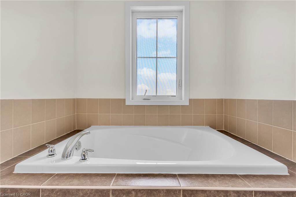 6 Sherway Street Property Photo 23