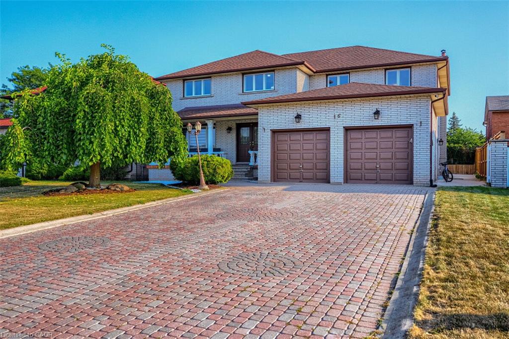 16 Vogue Court Property Photo 1