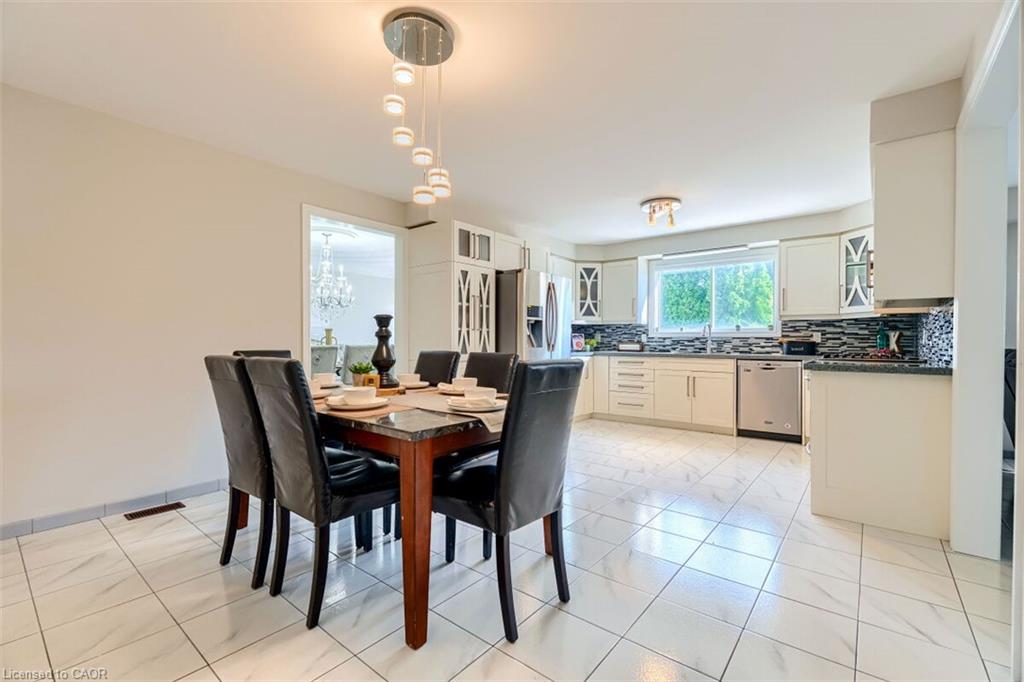 16 Vogue Court Property Photo 12
