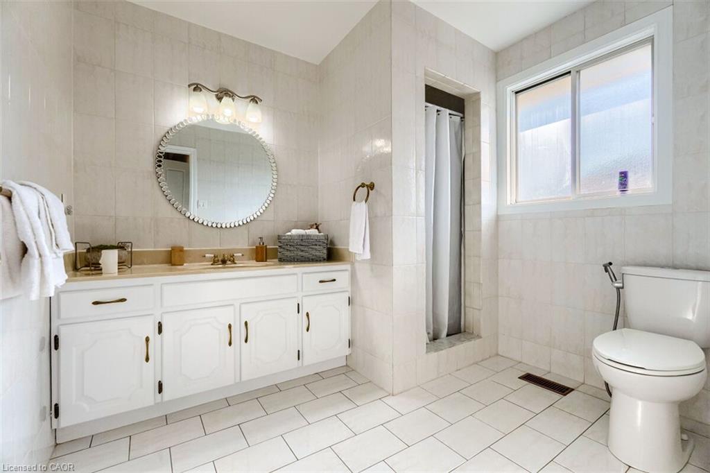 16 Vogue Court Property Photo 27