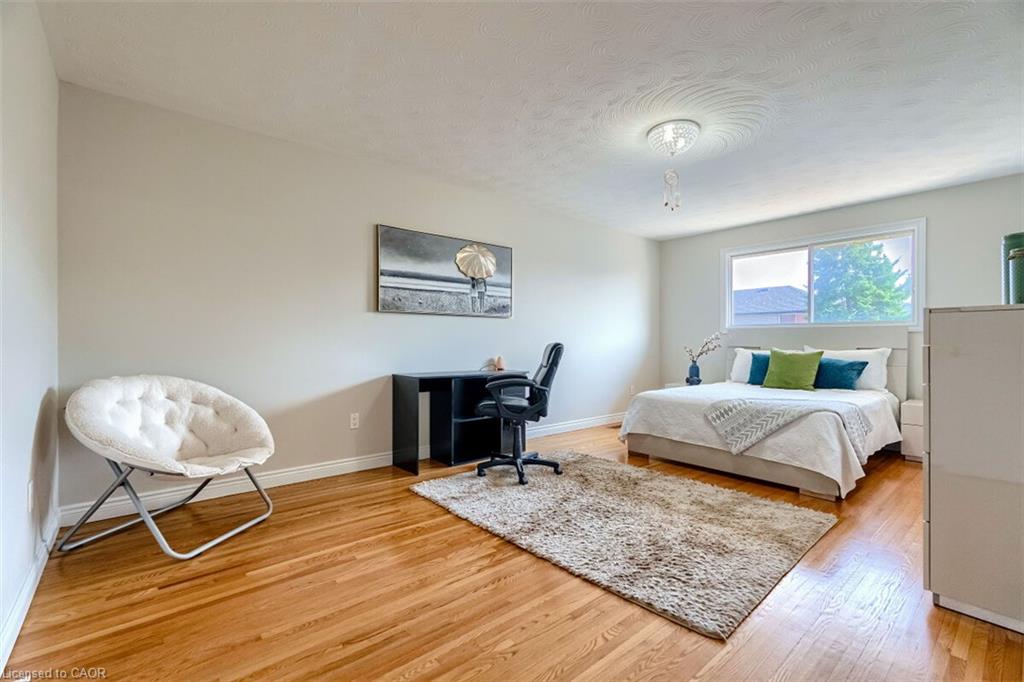 16 Vogue Court Property Photo 29