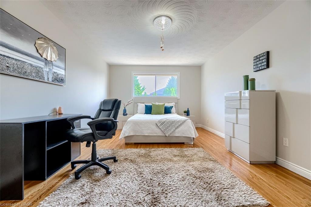 16 Vogue Court Property Photo 30