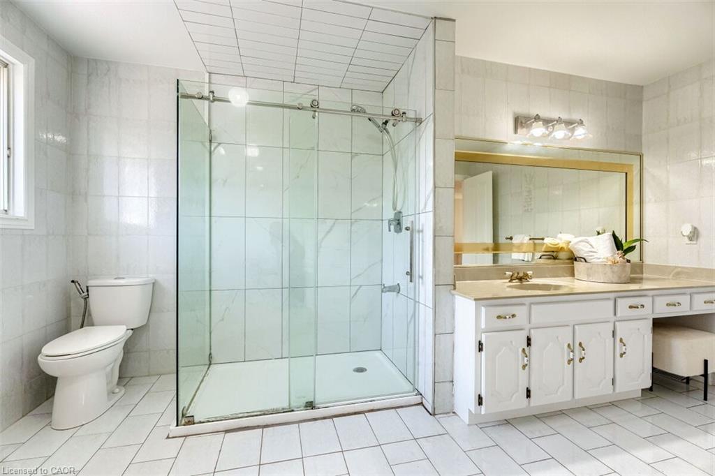 16 Vogue Court Property Photo 34