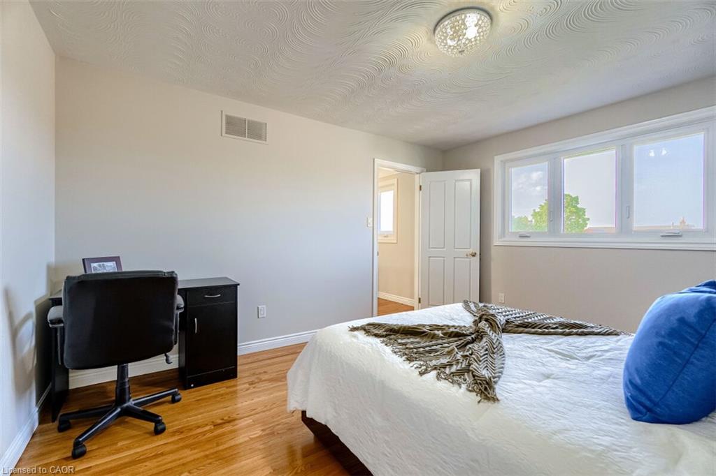 16 Vogue Court Property Photo 36