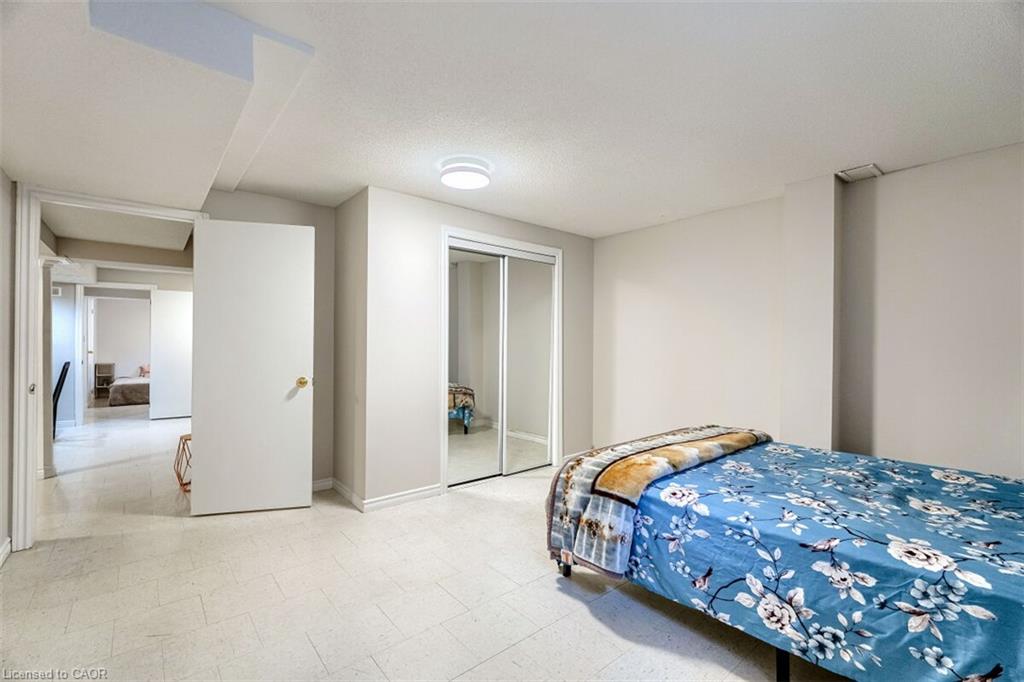 16 Vogue Court Property Photo 45