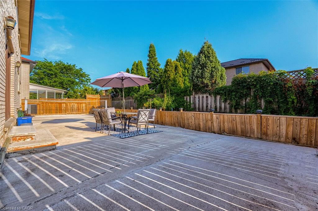 16 Vogue Court Property Photo 48