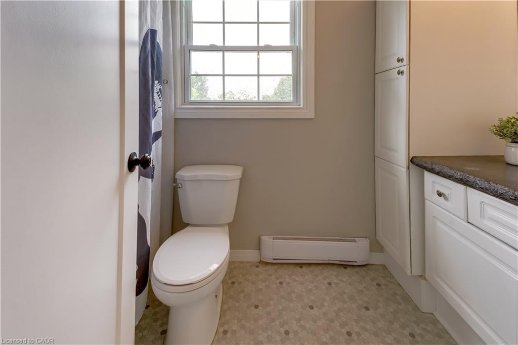11 Nipigon Place Property Photo 22
