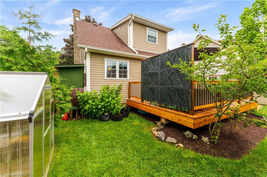 11 Nipigon Place Property Photo 40