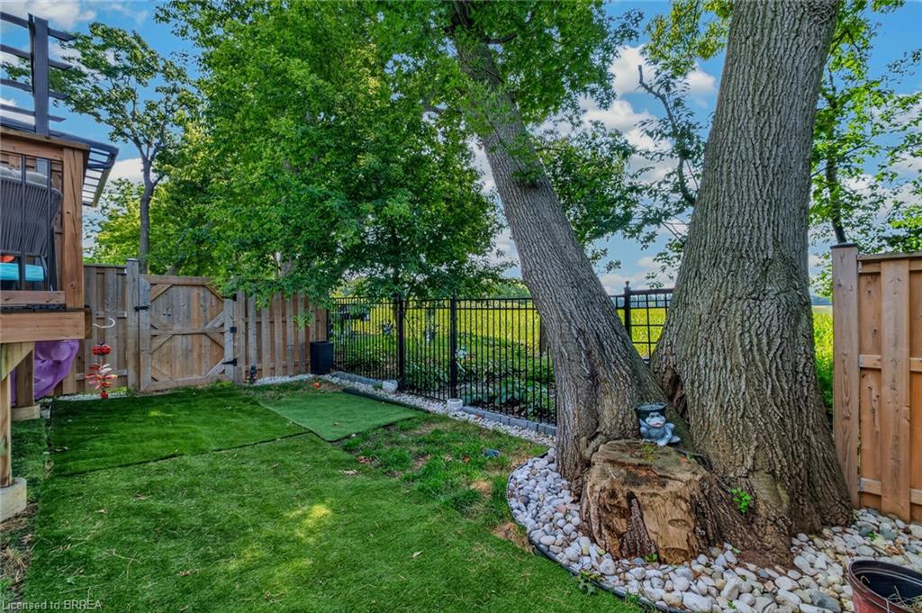 37 Serviceberry Lane Property Photo 8
