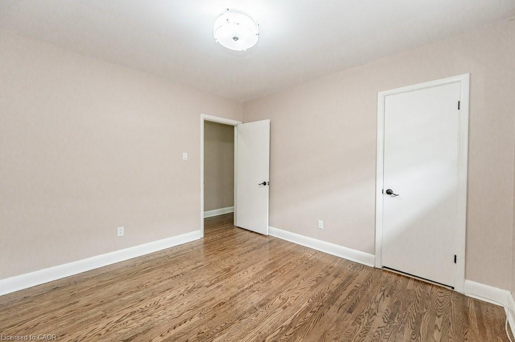305 Mohawk Road E Property Photo 11