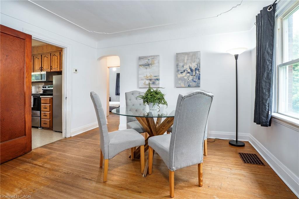 90 Osler Drive Property Photo 8
