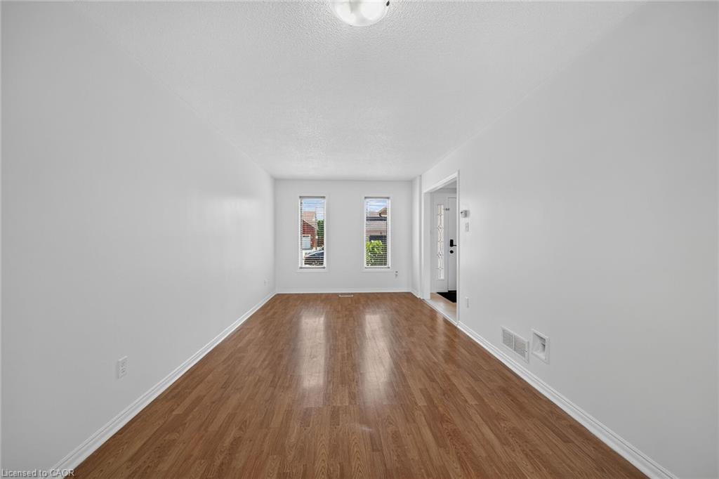21 Springgarden Crescent Property Photo 7