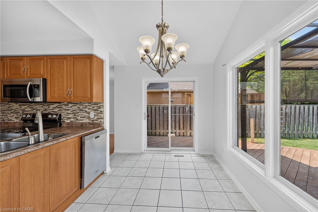 21 Springgarden Crescent Property Photo 11
