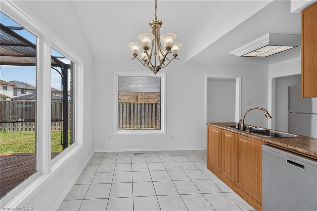 21 Springgarden Crescent Property Photo 12