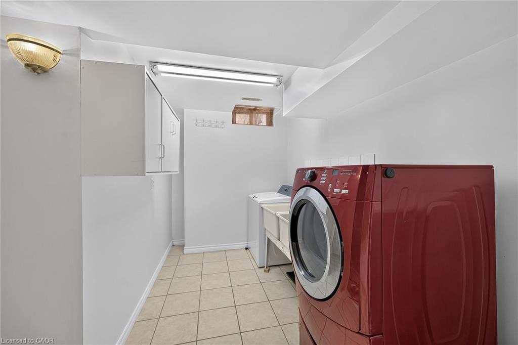 21 Springgarden Crescent Property Photo 34