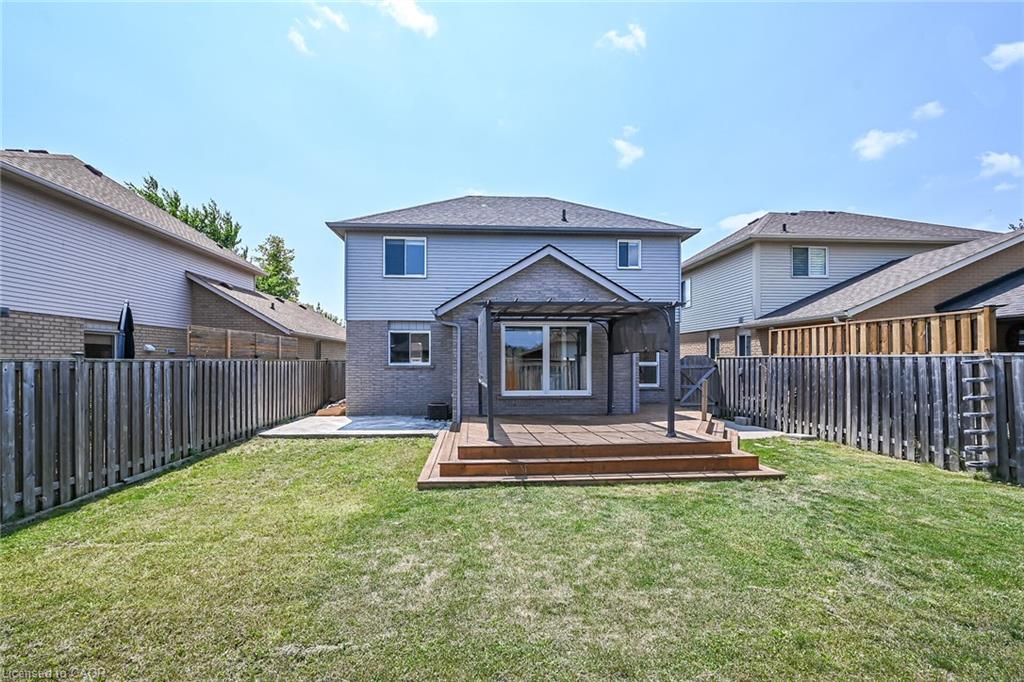 21 Springgarden Crescent Property Photo 43