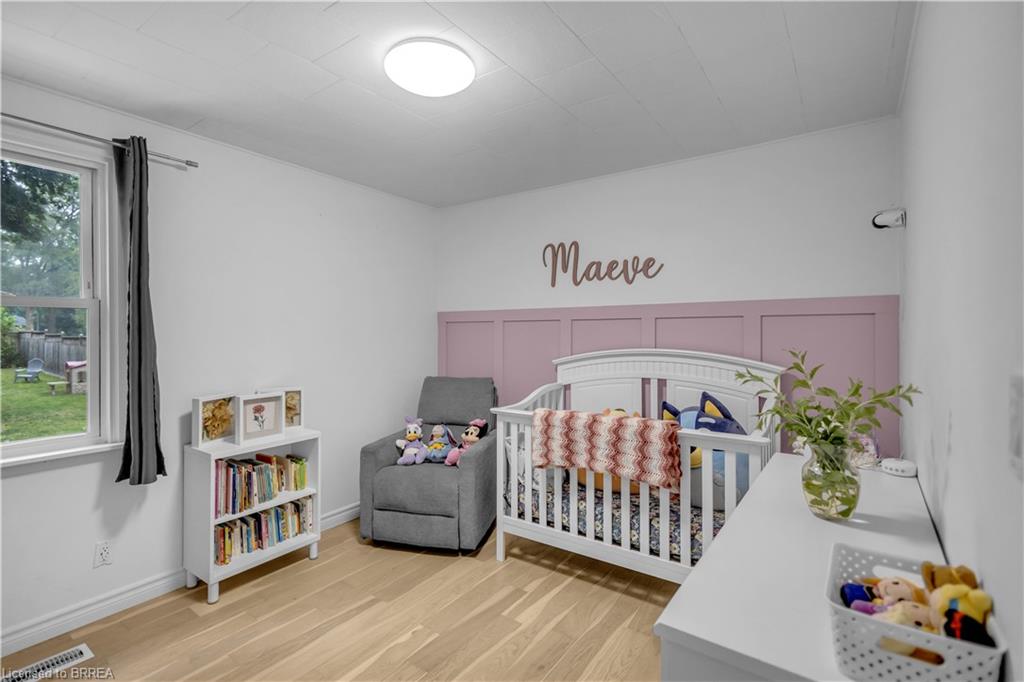 76 Wood Street Property Photo 17