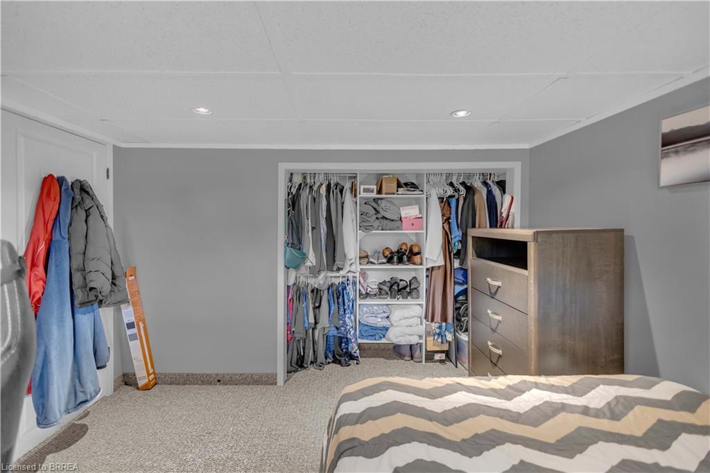 76 Wood Street Property Photo 30