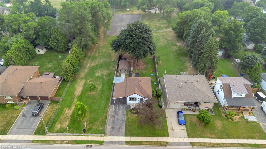 76 Wood Street Property Photo 45