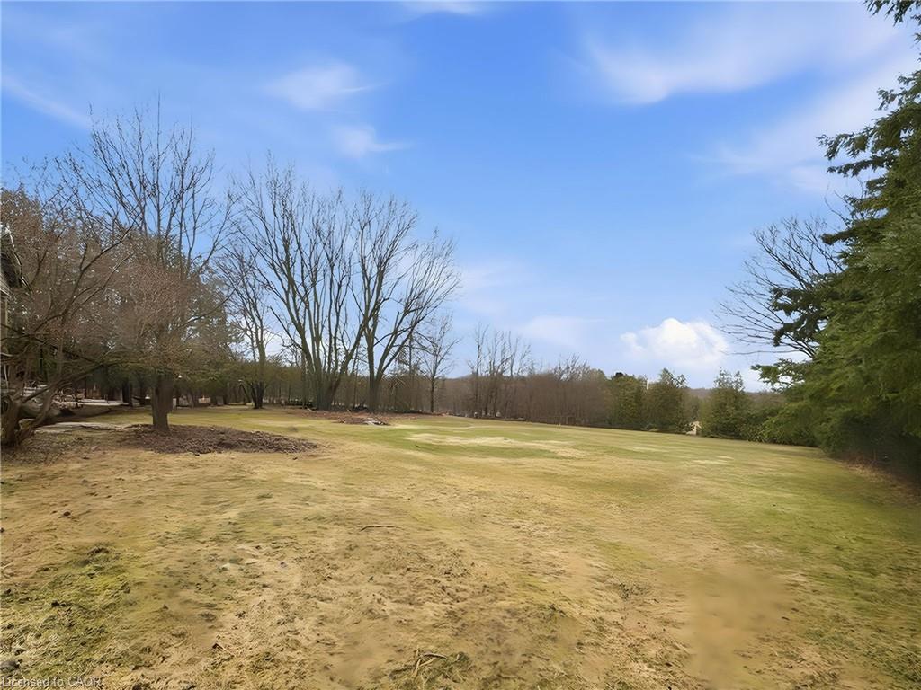 5607 Tenth Line Property Photo 41