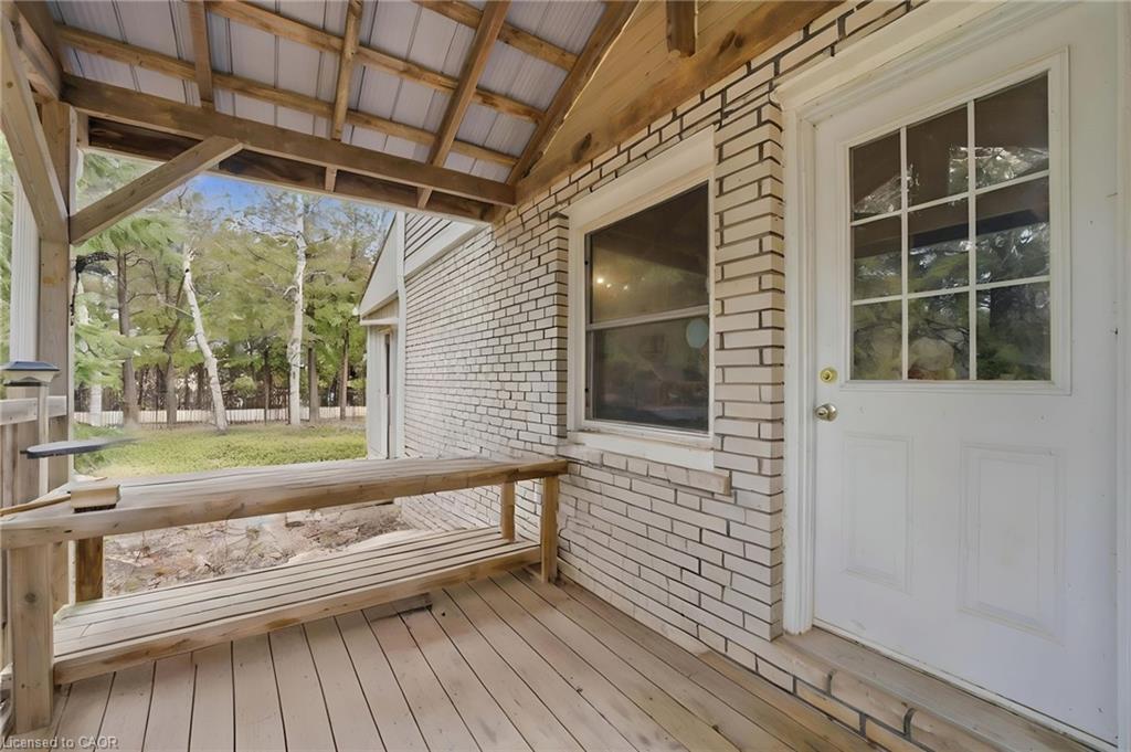 5607 Tenth Line Property Photo 44