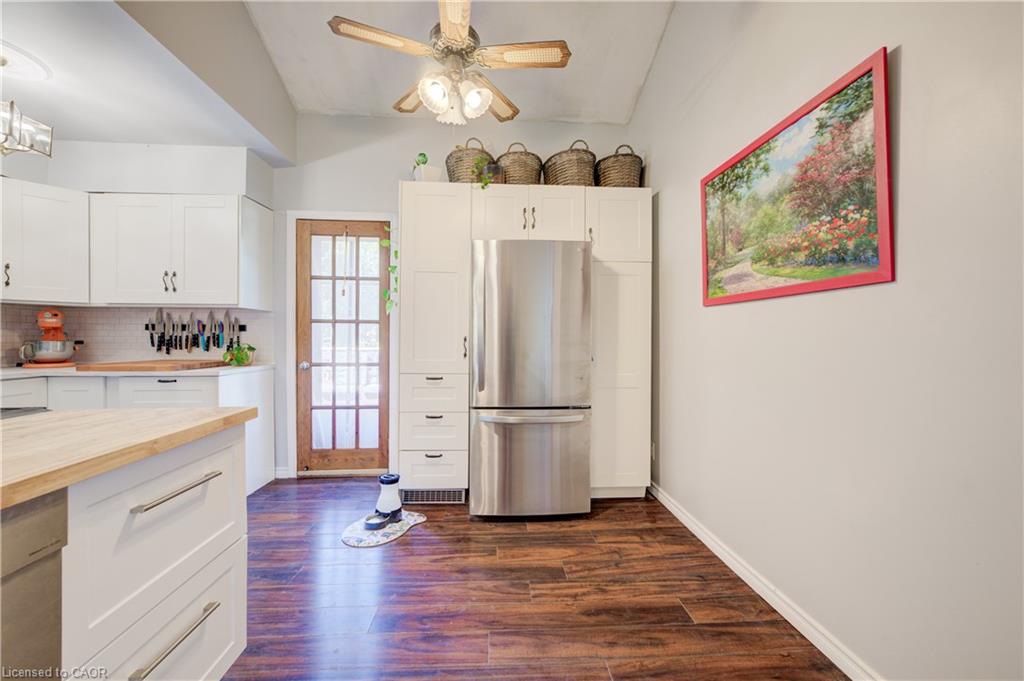 127 Henderson Street Property Photo 11