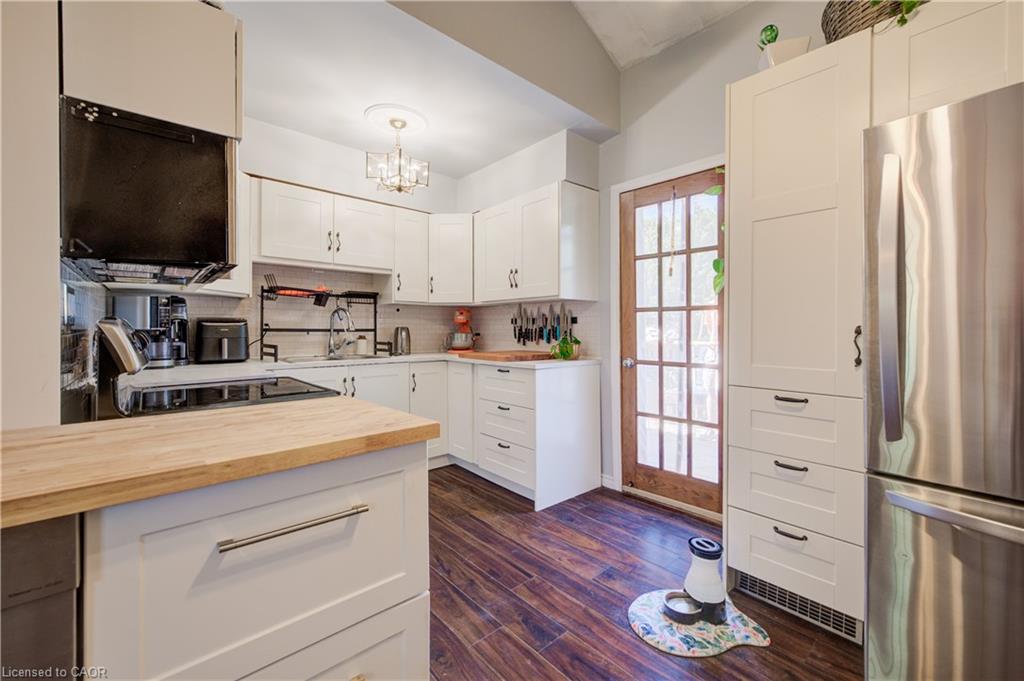 127 Henderson Street Property Photo 15