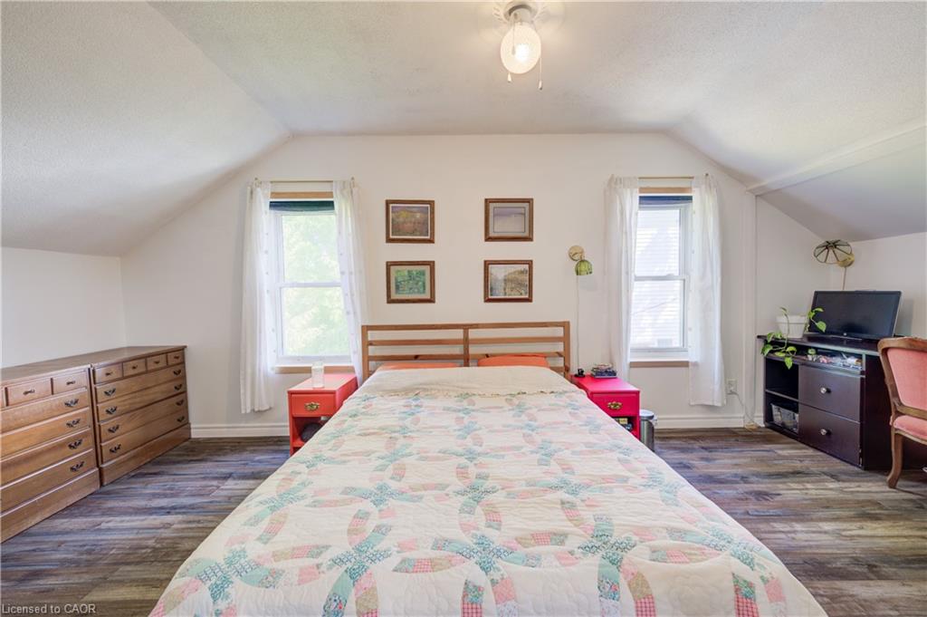 127 Henderson Street Property Photo 19
