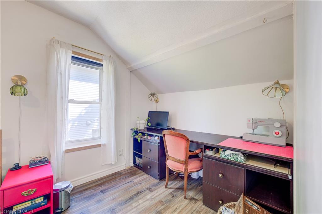 127 Henderson Street Property Photo 20