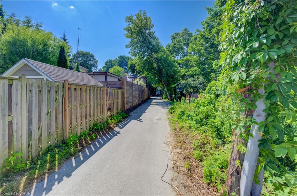 127 Henderson Street Property Photo 35