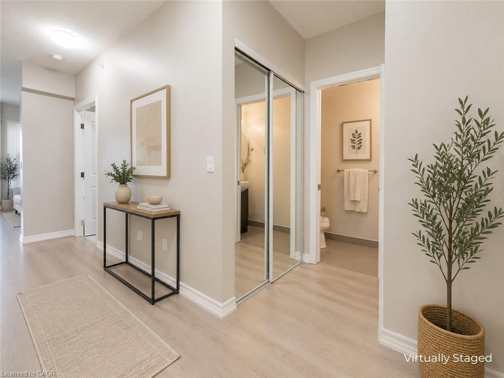 605-560 North Service Road Property Photo 6