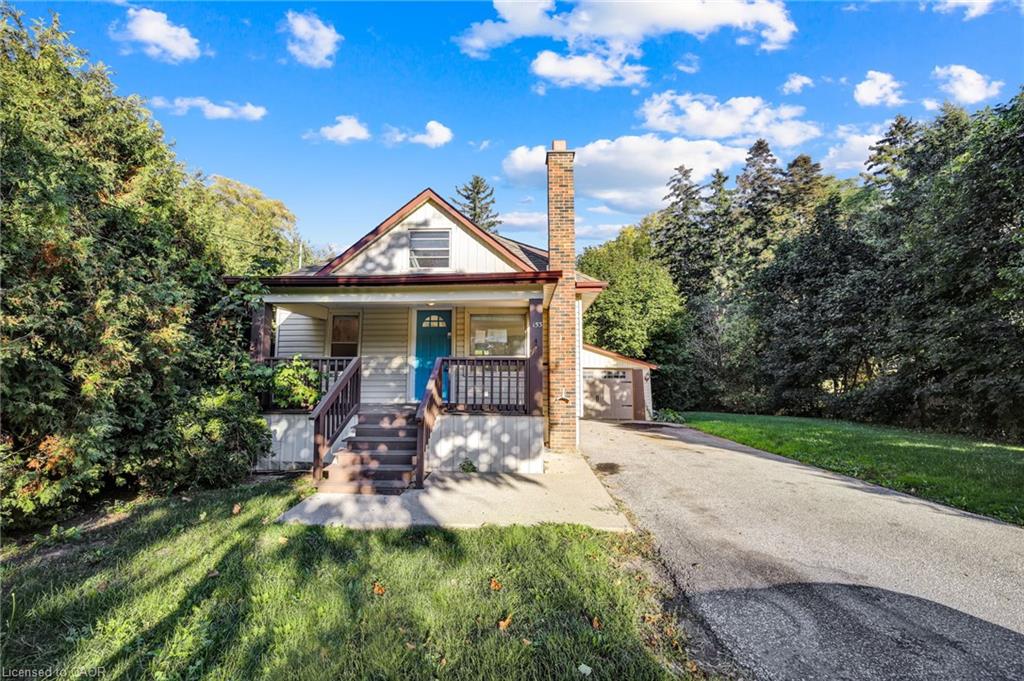 153 Clarence Street Property Photo 3